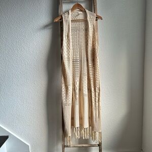 Altar’d State Off White Crochet Fringe Garden Duster Vest Sz: Large
